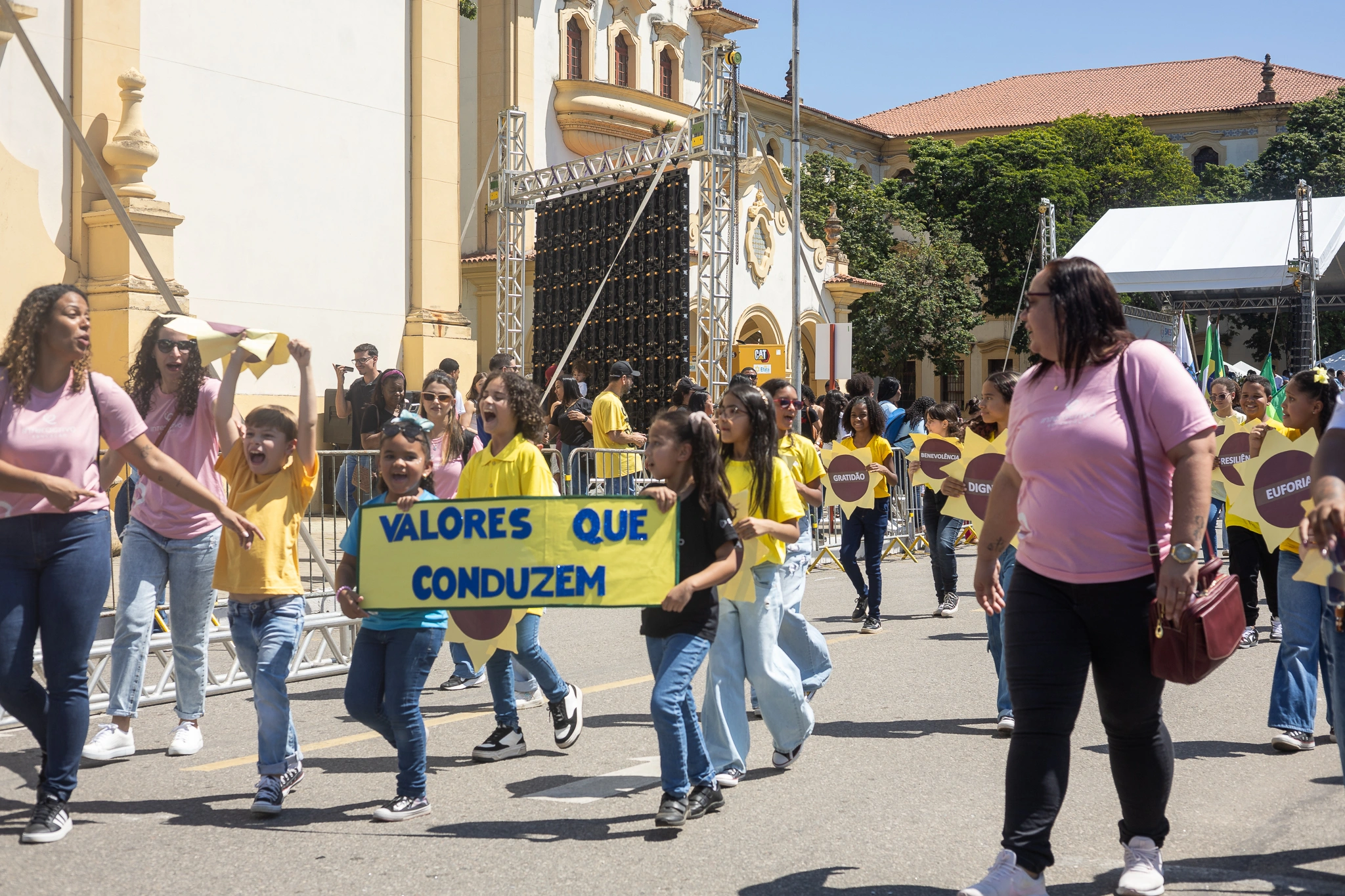 desfile_civico_eventos_pitoresco (16)